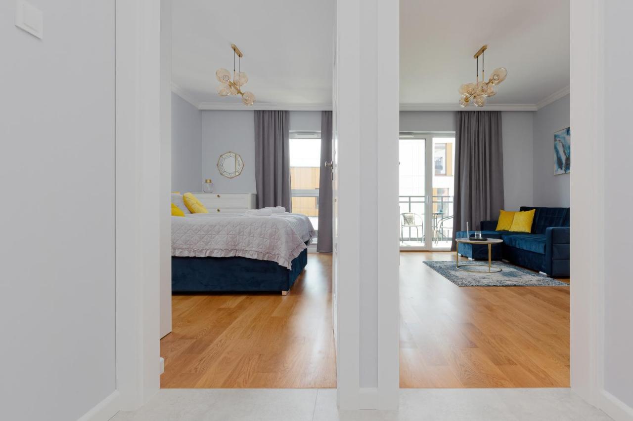 Apartament Dom Przy Okrzei By Renters Prestige 华沙 外观 照片