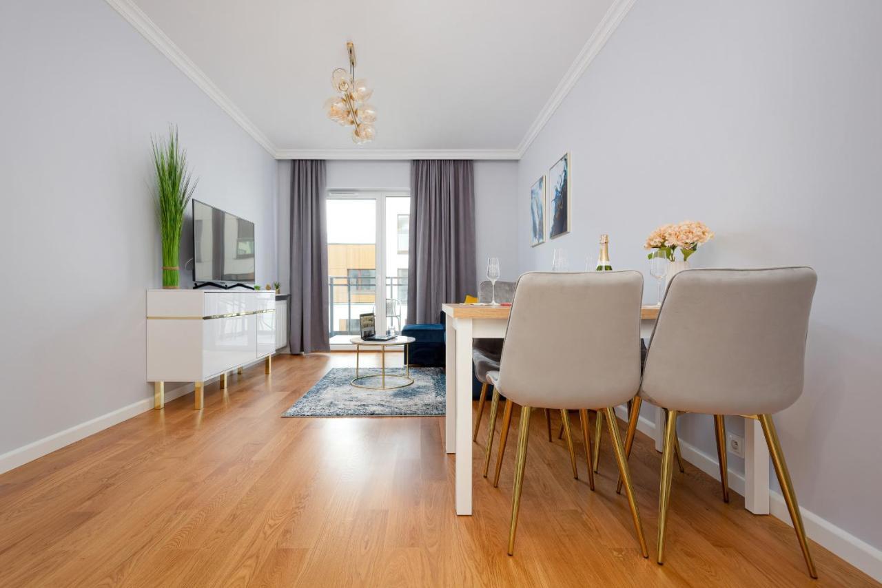 Apartament Dom Przy Okrzei By Renters Prestige 华沙 外观 照片