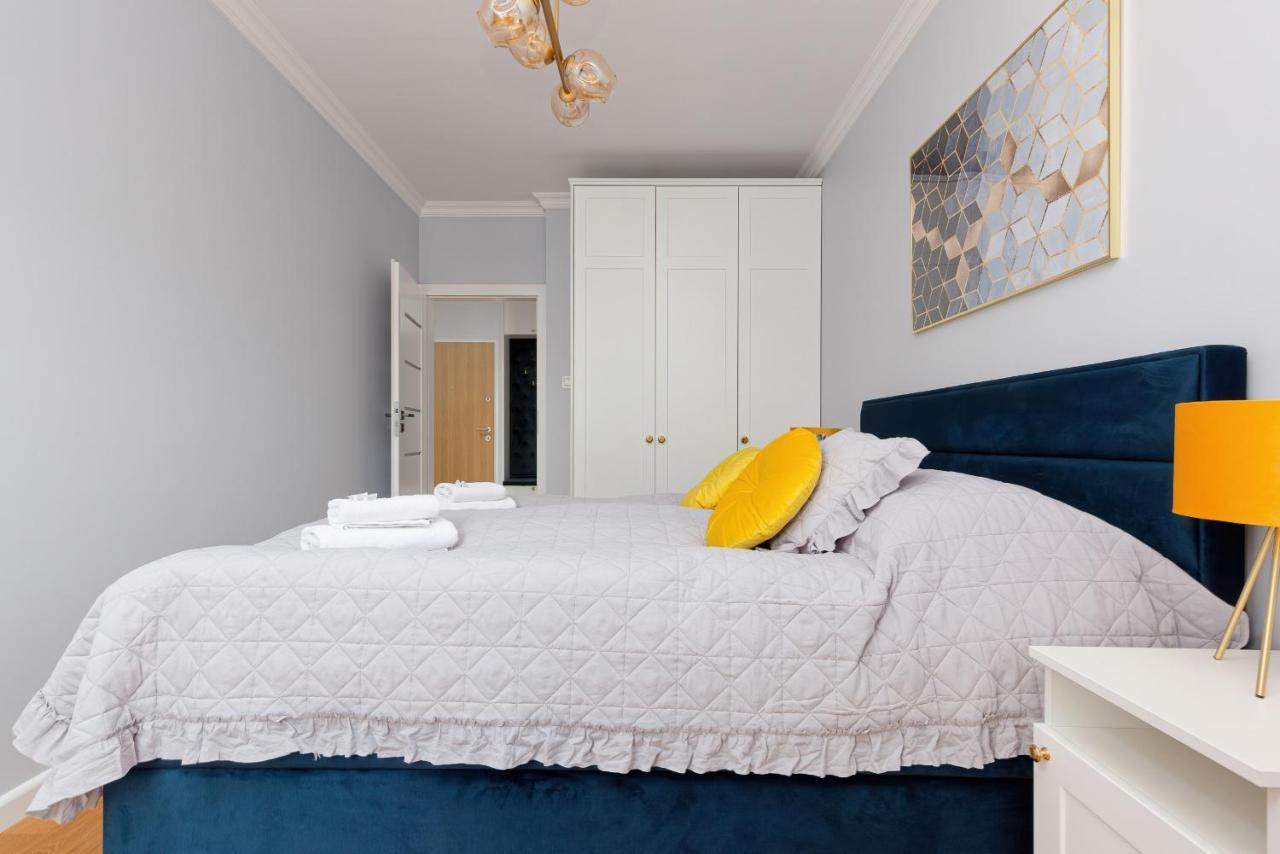 Apartament Dom Przy Okrzei By Renters Prestige 华沙 外观 照片