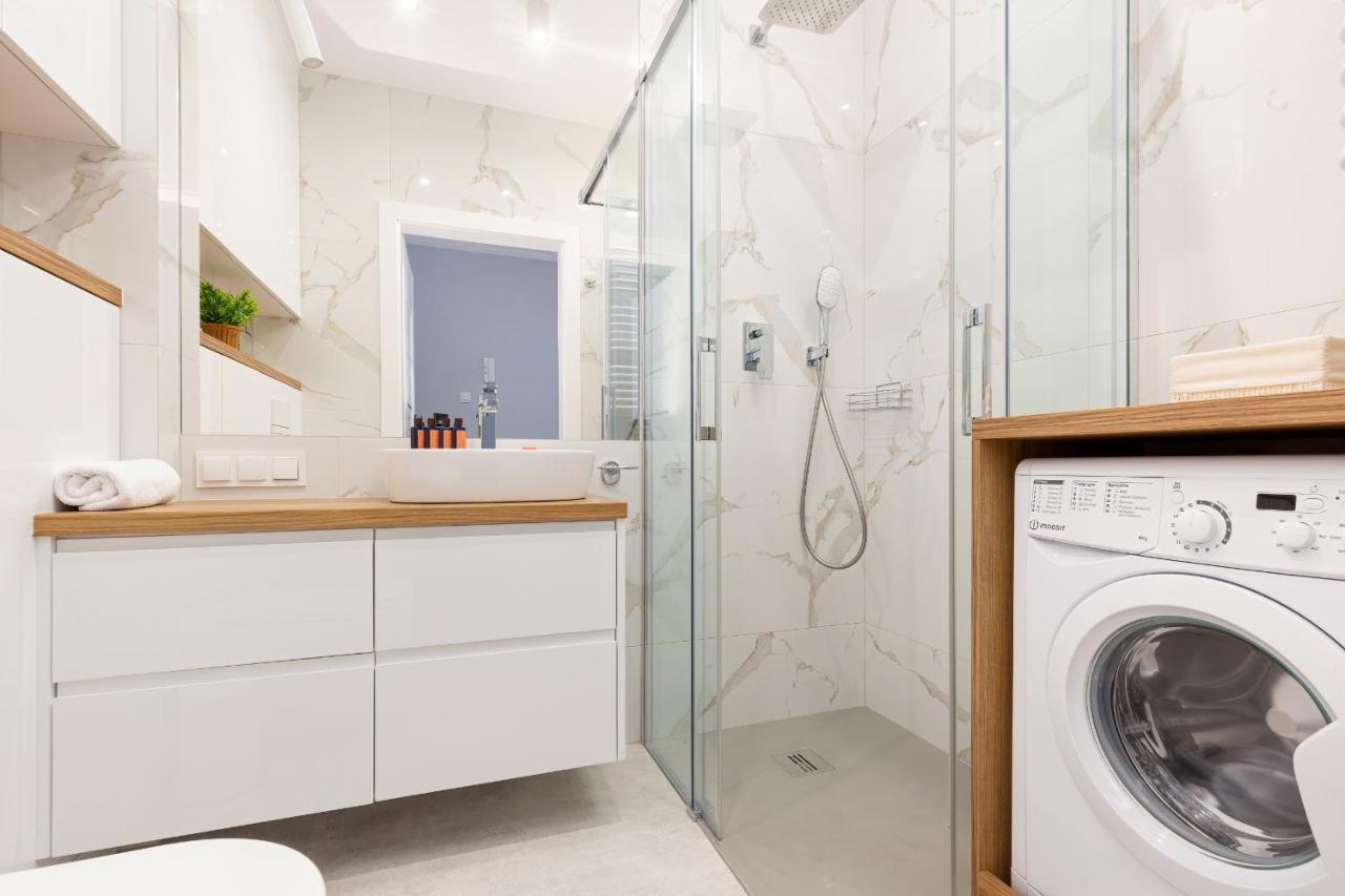 Apartament Dom Przy Okrzei By Renters Prestige 华沙 外观 照片